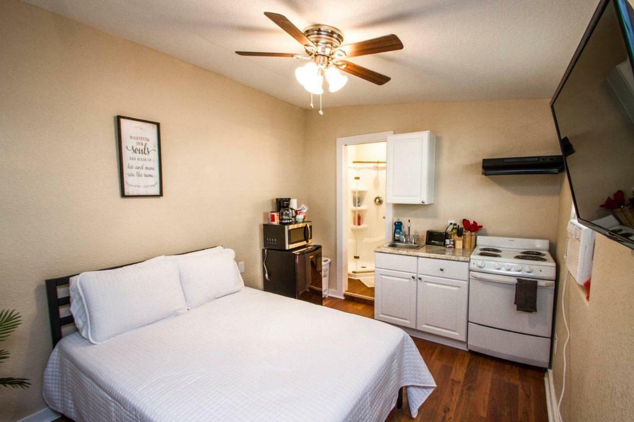 Remodeled Studio Near Downtown Leilighet San Antonio Eksteriør bilde